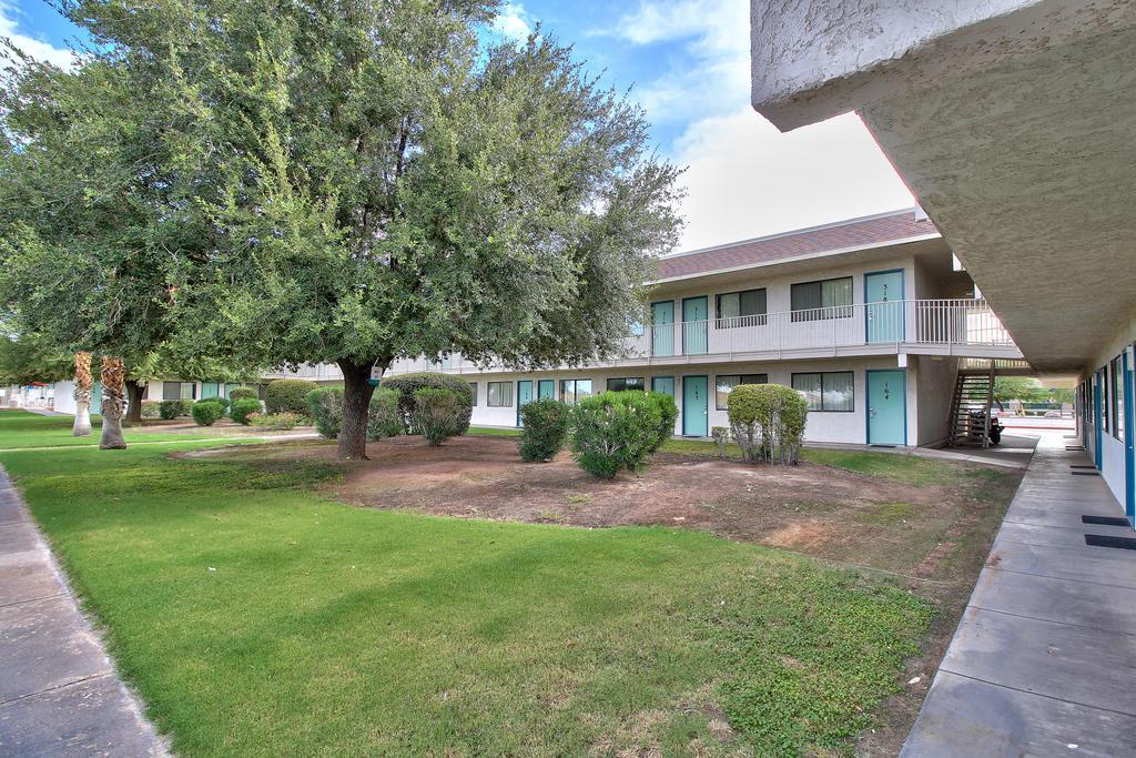 Budgetel Inn&Suites Yuma Exterior foto