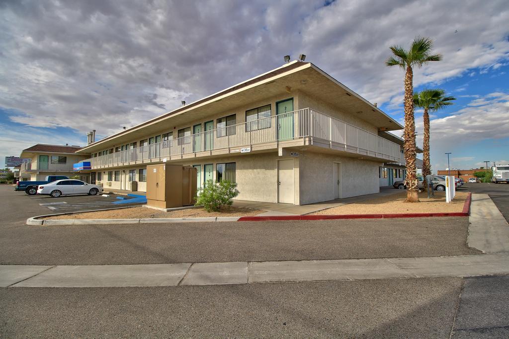 Budgetel Inn&Suites Yuma Exterior foto
