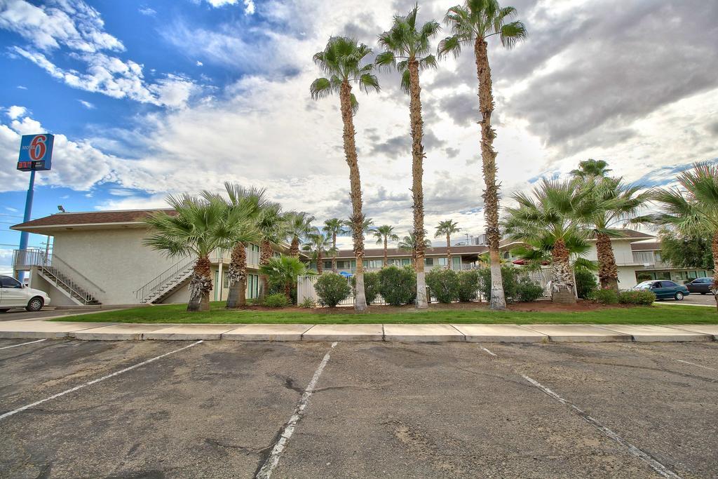 Budgetel Inn&Suites Yuma Exterior foto